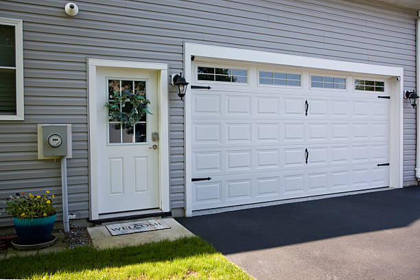 24/7 Emergency Garage Door Panel Replacement experts in Tillman County County, OK